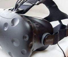 Шлем виртуальной реальности HTC Vive