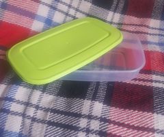 Контейнер Tupperware салатовый 1л