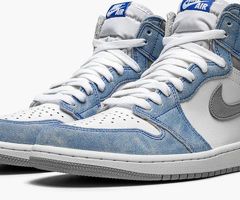 кроссовки Nike Air Jordan 1 High OG GS "Hyper Royal"