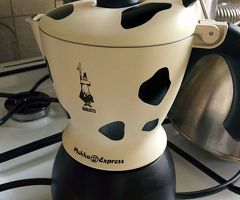 Кофеварка гейзерная Bialetti Mukka Express